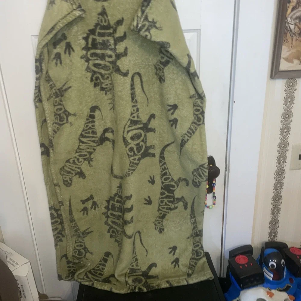 Dinosaur Minky Blanket Olive Green‎ 54